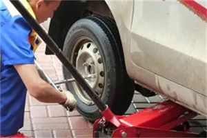 白玉附近拖车24小时服务热线电话