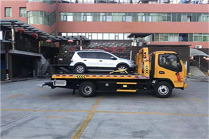 白玉汽车紧急补胎换胎救援